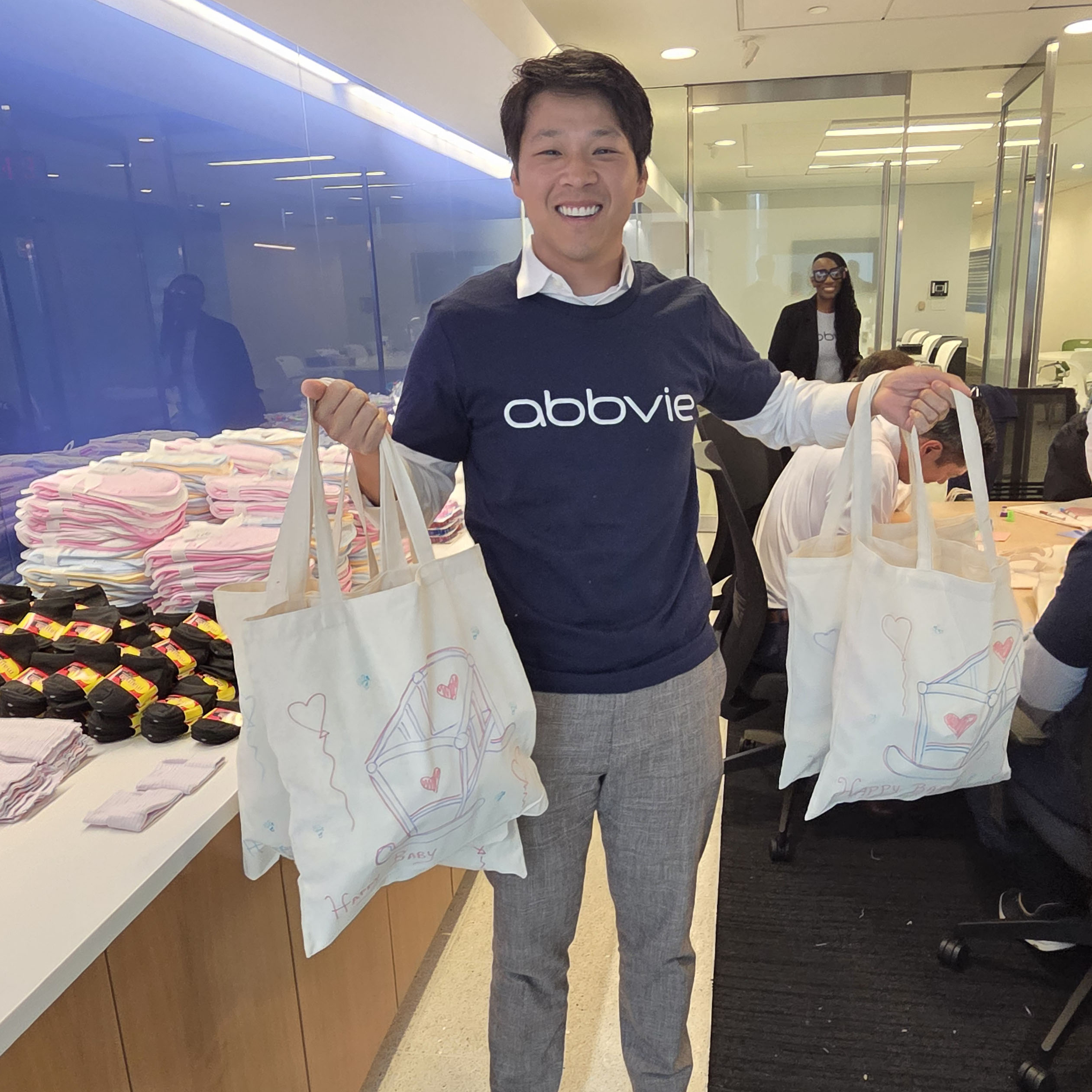 RMHDC AbbVie Care Kits 24JUN26 14 sq